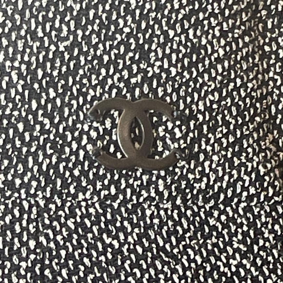 CHANEL Suit Skirt Set - Picture 11 of 15
